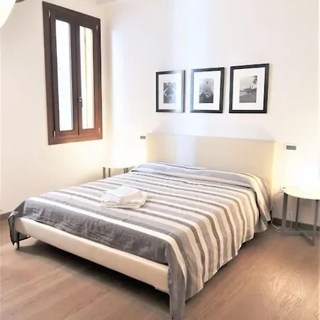 Stylish 100 Meters From San Marco Square